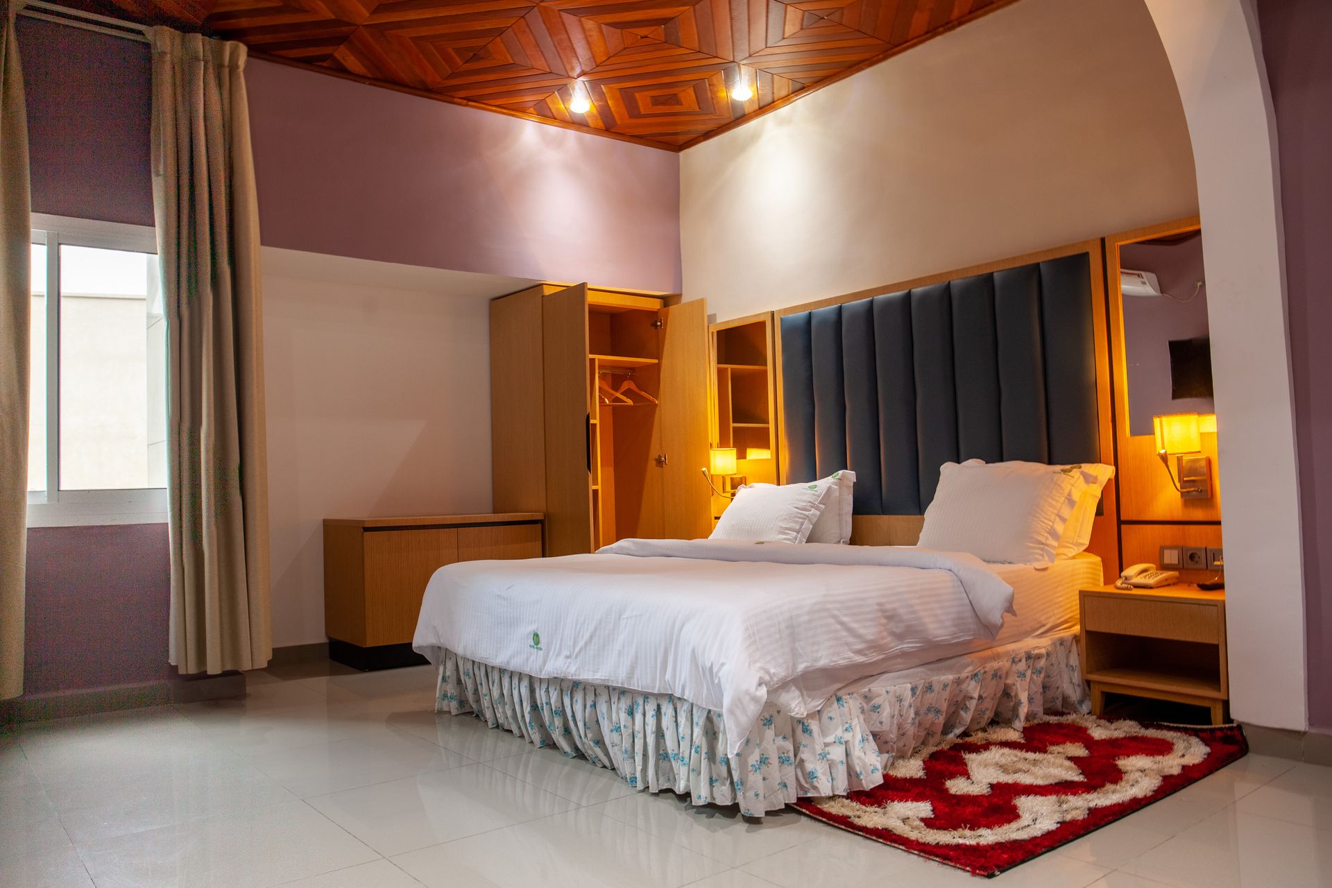 Vue chambre Hôtel Mickel sur ville Douala